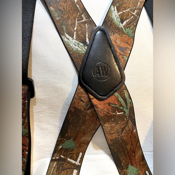 RealTree Camo Suspenders Clip On Outdoor Hunting  Clip on Style  2” wide Elastic - Picture 6 of 6